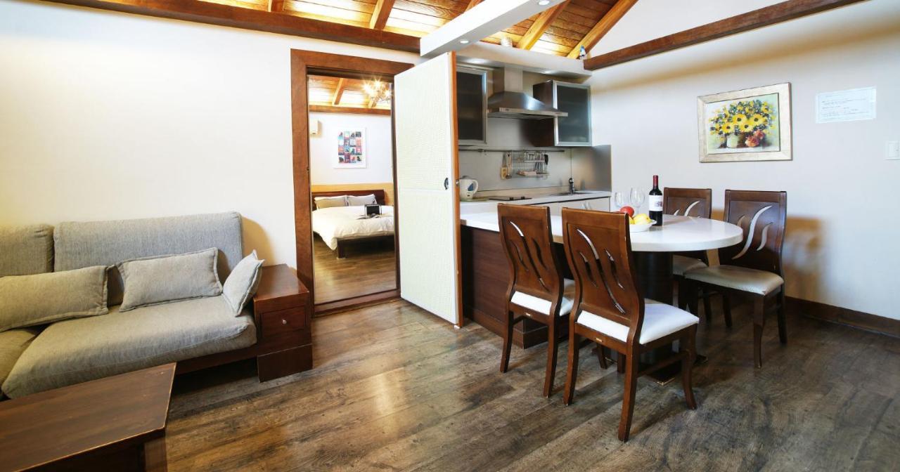 Uts Village Jeju Luaran gambar