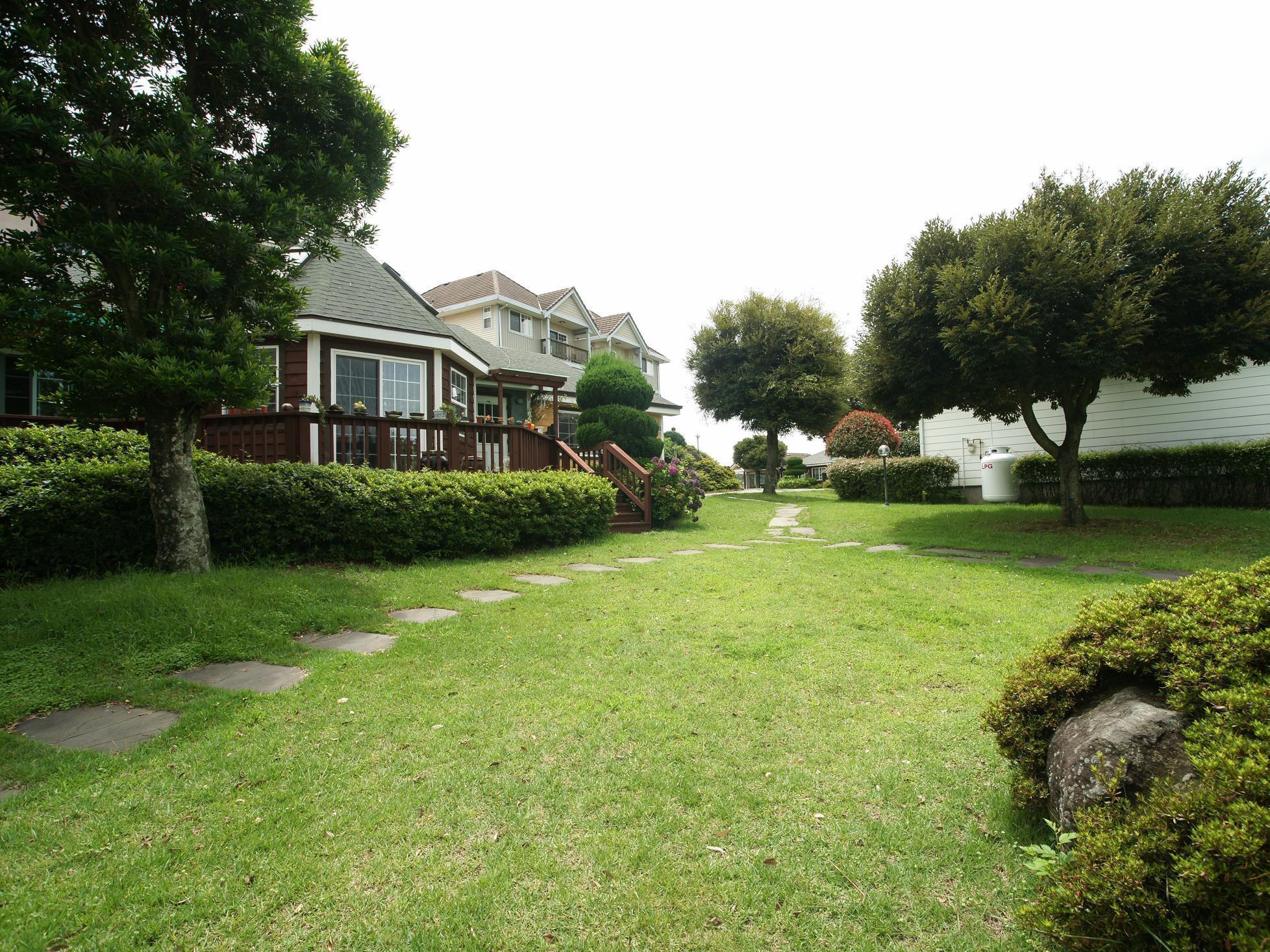 Uts Village Jeju Luaran gambar